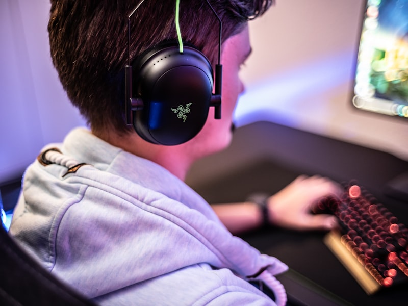 A five-player team in a scrim session